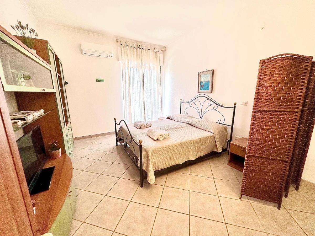 Bed and Breakfast Sorrenthouse Сант'Анджелло Экстерьер фото